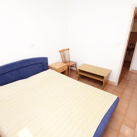 Apartments And Rooms With Parking Space Zavala, Hvar - 128 Елса Номер фото