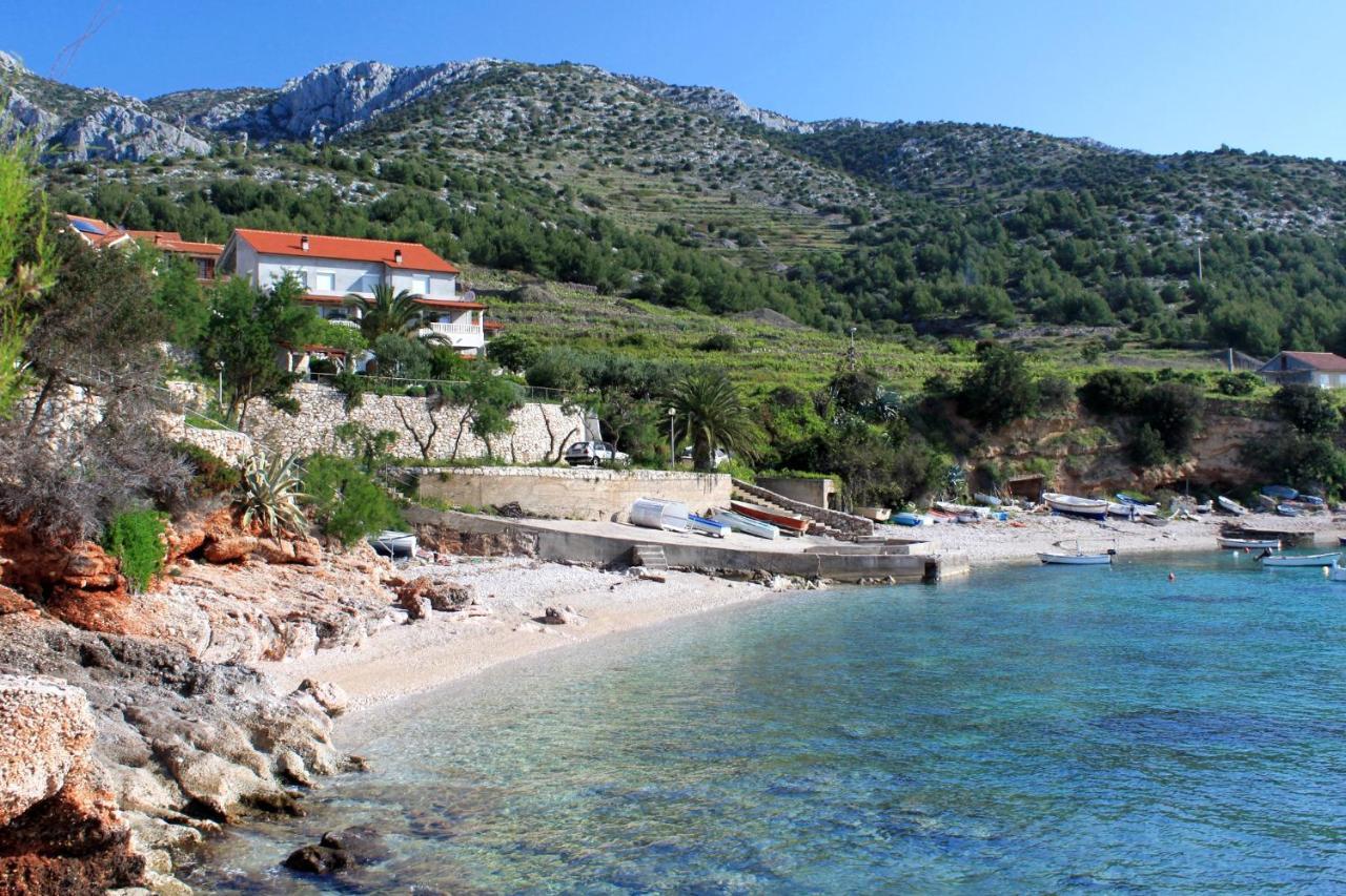Apartments And Rooms With Parking Space Zavala, Hvar - 128 Елса Экстерьер фото