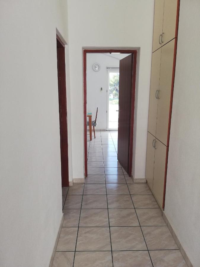 Apartments And Rooms With Parking Space Zavala, Hvar - 128 Елса Экстерьер фото