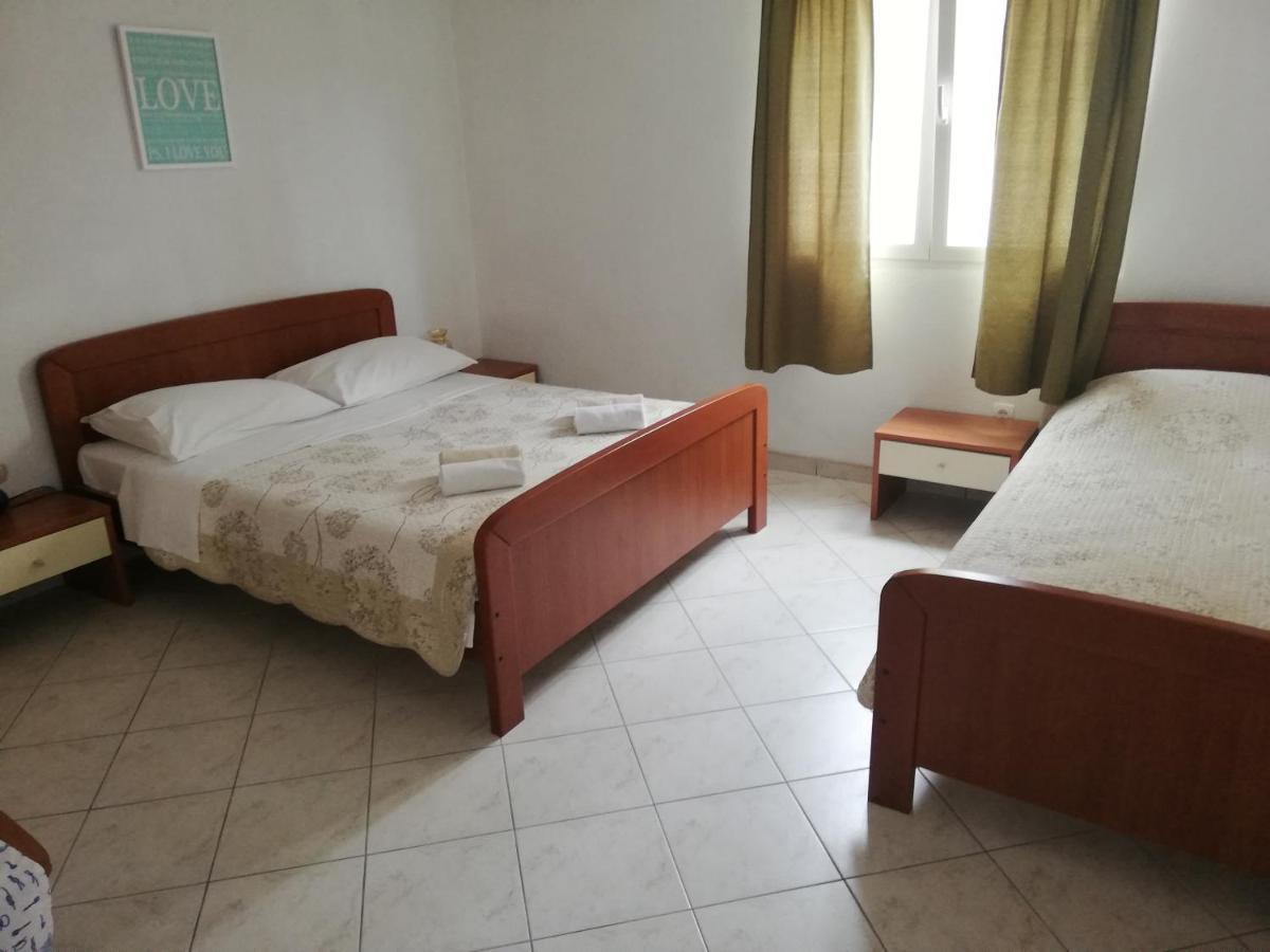 Apartments And Rooms With Parking Space Zavala, Hvar - 128 Елса Экстерьер фото