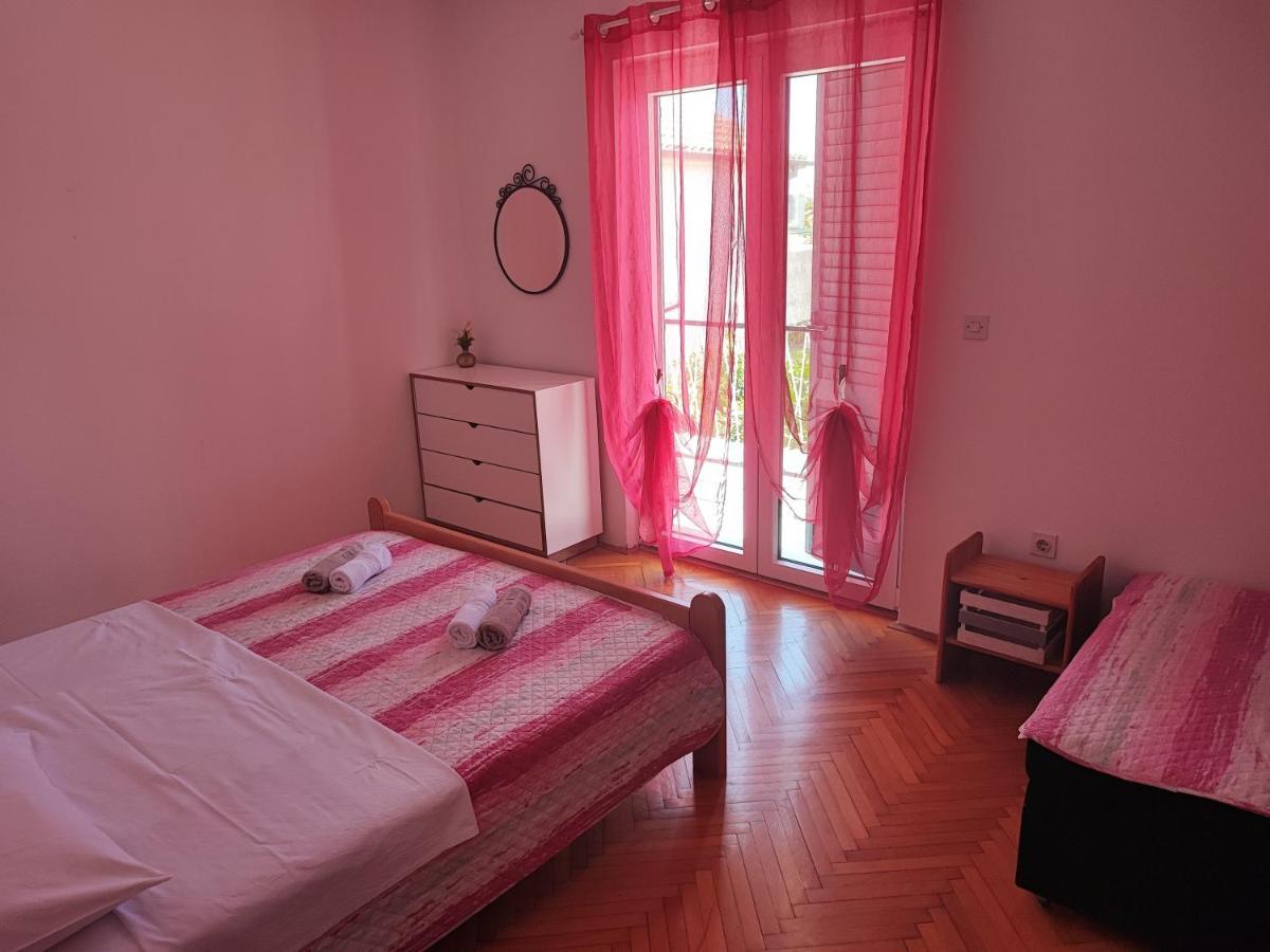Apartments And Rooms With Parking Space Zavala, Hvar - 128 Елса Экстерьер фото