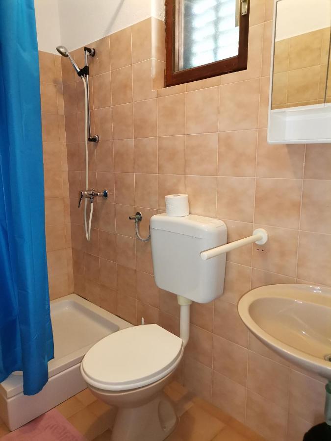 Apartments And Rooms With Parking Space Zavala, Hvar - 128 Елса Экстерьер фото