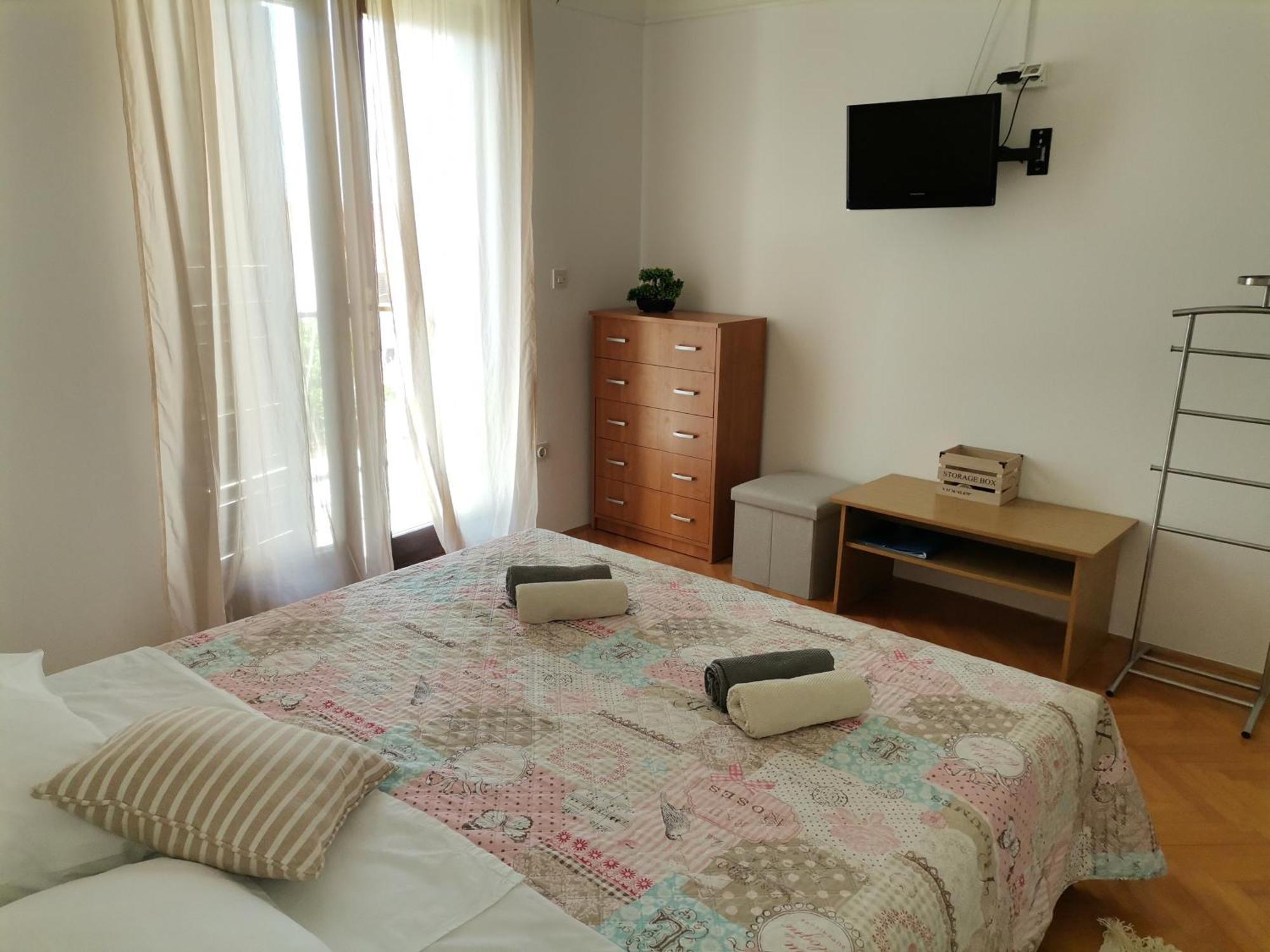 Apartments And Rooms With Parking Space Zavala, Hvar - 128 Елса Номер фото