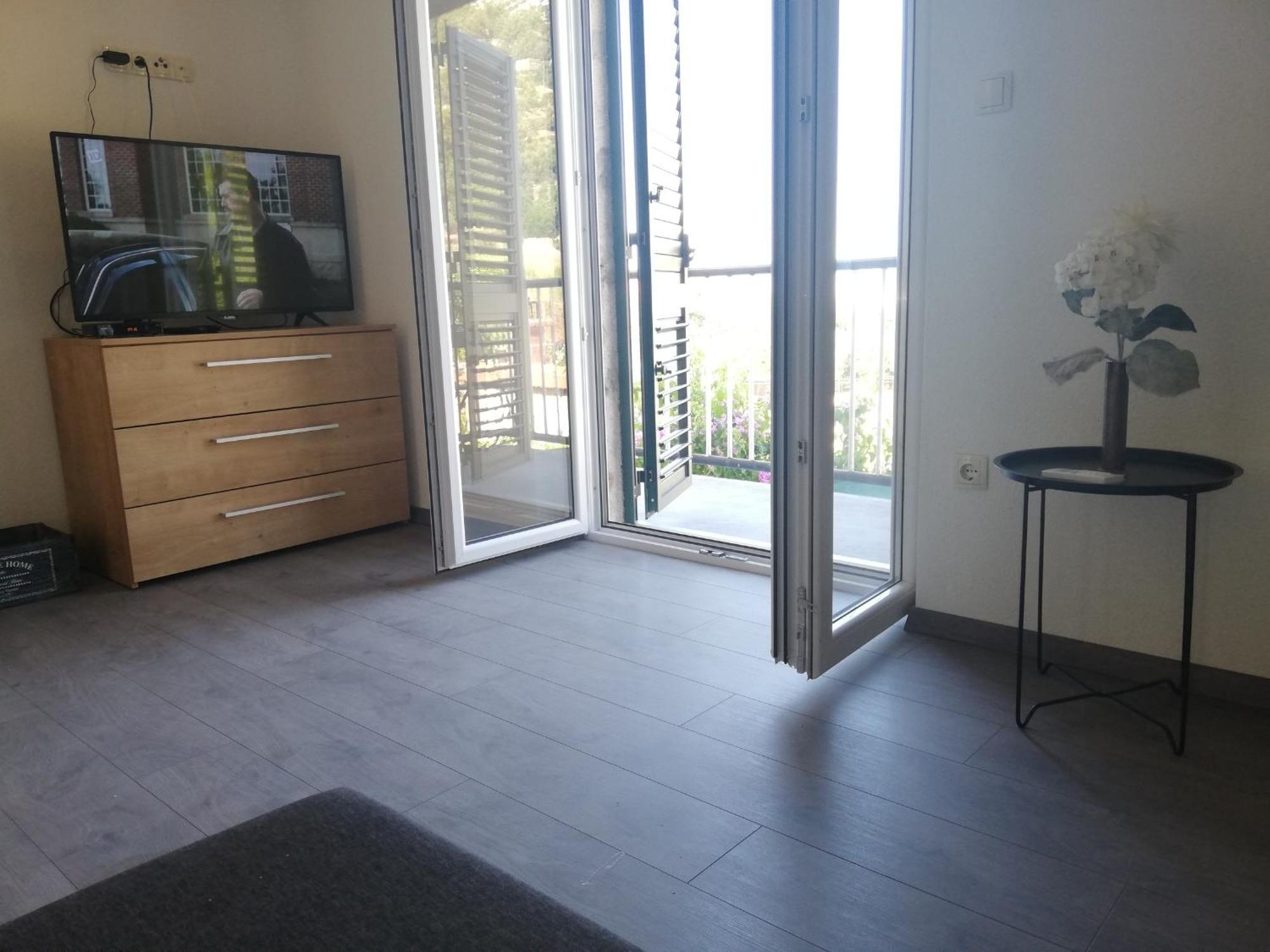 Apartments And Rooms With Parking Space Zavala, Hvar - 128 Елса Номер фото